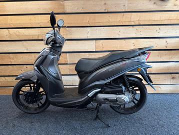 SYM Bromscooter Symphony ST (bj 2018) beschikbaar voor biedingen