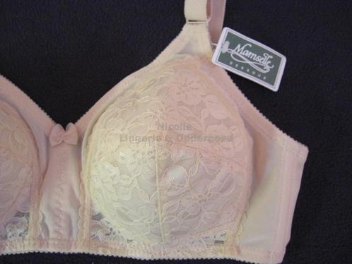 Mamselle BH 75B en 80B voorgevormd huidskleur (166), Kleding | Dames, Ondergoed en Lingerie, BH, Beige, Ophalen of Verzenden