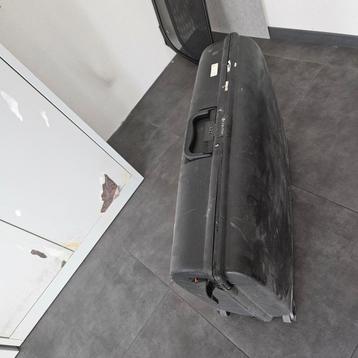 Vakantie koffer beschikbaar voor biedingen