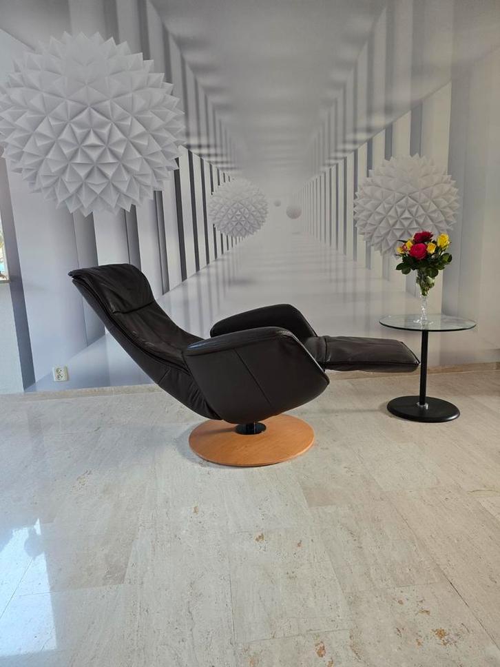 Luxe, design relaxfauteuil. Van de top merk TOPFORM., Huis en Inrichting, Fauteuils, Gebruikt, Leer, 50 tot 75 cm, 75 tot 100 cm