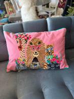 Nieuwe Vivi Sierkussen Roze Borduurwerk, Ophalen of Verzenden, Nieuw, Roze, Rechthoekig