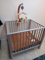 Zilverkleurige box 95x80cm, Kinderen en Baby's, Boxen, Ophalen of Verzenden, Gebruikt