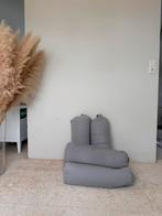 Yoga Bolster 4 stuks, Sport en Fitness, Yoga en Pilates, Ophalen of Verzenden, Zo goed als nieuw, Yoga-accessoire