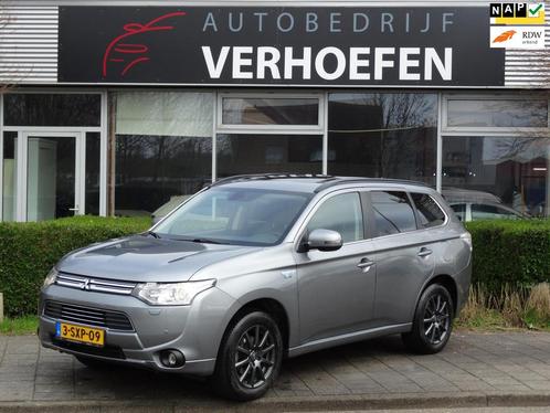 Mitsubishi Outlander 2.0 PHEV Instyle+ - PANORAMADAK - CLIMA, Auto's, Mitsubishi, Bedrijf, Te koop, Outlander, 4x4, ABS, Achteruitrijcamera