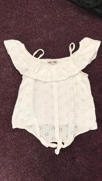 Super leuk wit shirt / topje (Sting)  Maat S   beschikbaar voor biedingen