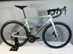Opruiming  BMC Roadmachine 01 four Ultegra Di2 12sp Carbon, 28 inch, Carbon, Nieuw, Meer dan 20 versnellingen