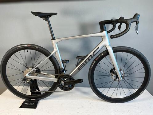 Opruiming  BMC Roadmachine 01 four Ultegra Di2 12sp Carbon, Fietsen en Brommers, Fietsen | Racefietsen, Nieuw, Overige merken