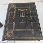 Oude Statenbijbel met gedetailleerde kaft, Ophalen of Verzenden, Onbekend