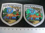 2x folie sticker openluchtmuseum arnhem logo wapen vintage, Bedrijf of Vereniging, Zo goed als nieuw, Verzenden