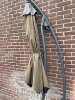Zweefparasol – gebruikt maar nog goed bruikbaar (zonder hoes, Ophalen, Gebruikt, Zweefparasol