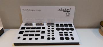 Make up stand Bellapierre  beschikbaar voor biedingen