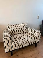 Heerlijke loveseat, Huis en Inrichting, Stoelen, Ophalen, Gebruikt, Zwart, Eén
