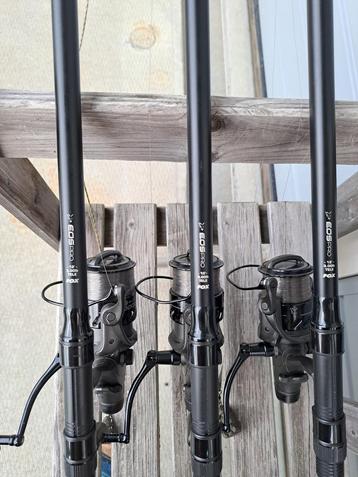 3x Fox Eos Pro 12ft, 3.00 LB tele. karperhengels &protectors beschikbaar voor biedingen