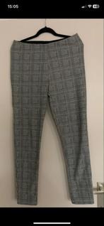 Mooie tregging M&S - Maat 44, Ophalen of Verzenden, Zo goed als nieuw, Maat 42/44 (L)