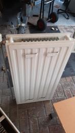 Gebruikte cv  radiator, Doe-het-zelf en Verbouw, Verwarming en Radiatoren, Ophalen, 30 tot 80 cm, Radiator, Zo goed als nieuw