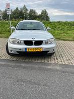BMW 1-Serie 1.6 116I 2005 Grijs, 1596 cc, Achterwielaandrijving, Zwart, 4 cilinders