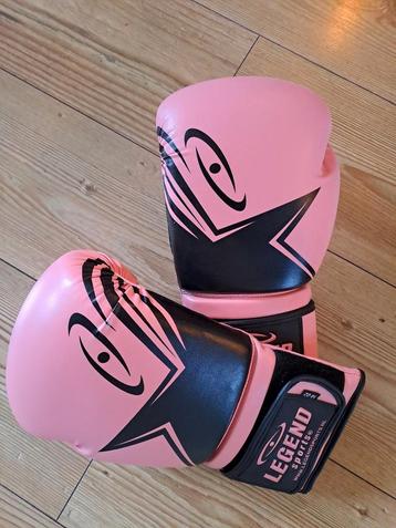 Roze Legend Bokshandschoenen 14oz beschikbaar voor biedingen
