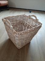 Ruime rieten mand, Ophalen, Gebruikt, Mand, Vierkant