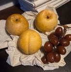 Vier stuks antiek fruit van marmer of albast., Antiek en Kunst, Ophalen of Verzenden