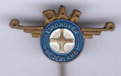 DAF Eindhoven Nederland zilverkl vrachtauto speldje ( D_228), Verzamelen, Speldjes, Pins en Buttons, Nieuw, Speldje of Pin, Transport
