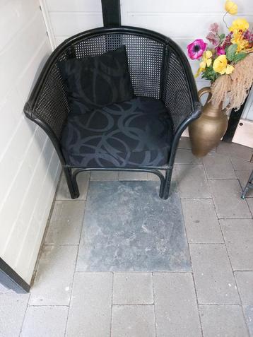 Rotan stoel met kussen - Zwart beschikbaar voor biedingen