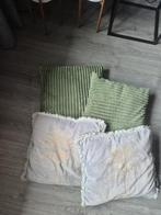 Kussens (4 stuks), Huis en Inrichting, Woonaccessoires | Kussens, Ophalen, Zo goed als nieuw, Groen, Vierkant