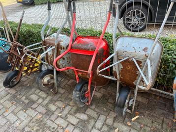 3 Kruiwagens + Steenbok - Gebruikt beschikbaar voor biedingen