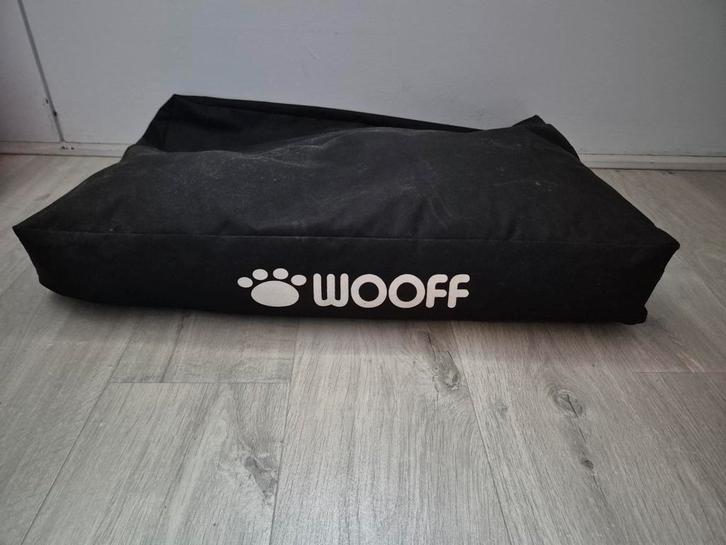Wooff allweather hondenkussen 75x55x15 cm - ongebruikt, Dieren en Toebehoren, Hondenmanden, Zo goed als nieuw, Stof, Ophalen