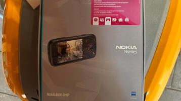 Nokia N86-1 8MP
