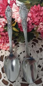 Set van 2 brocante desserlepels, bloempjes, U.S.A, Ophalen of Verzenden