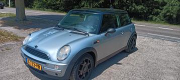 Mini 2002 Grijs beschikbaar voor biedingen