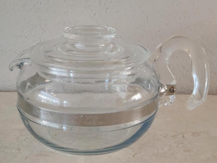 Pyrex theepot - 8446 B 6 cup, Antiek en Kunst, Antiek | Glas en Kristal, Ophalen of Verzenden