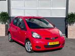 Toyota Aygo 1.0-12V Access / AIRCO / 5 DEURS / NAP / AUX / A, Voorwielaandrijving, Euro 5, Gebruikt, 4 stoelen