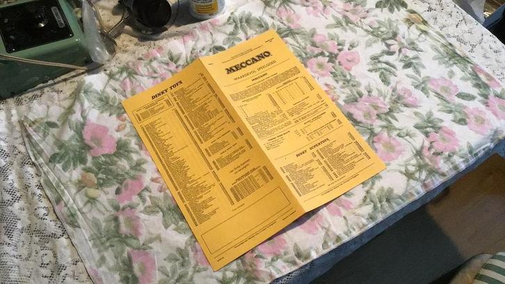 Dinky toy prijslijst, Hobby en Vrije tijd, Modelauto's | 1:43, Nieuw, Auto, Dinky Toys, Ophalen of Verzenden