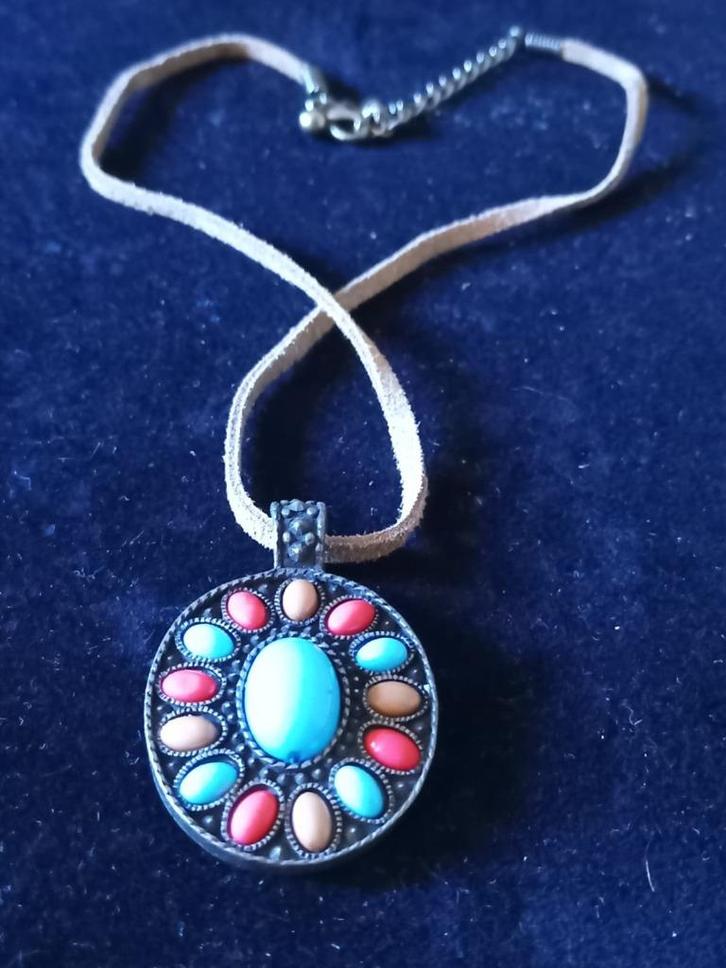 Bohemian ketting met kleurrijke hanger, Sieraden, Tassen en Uiterlijk, Kettingen, Zo goed als nieuw, Overige materialen, Overige kleuren