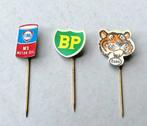Olie speldjes oud speldje 3x BP Fina Esso oliebedrijven, Ophalen of Verzenden, Gebruikt, Merk, Speldje of Pin