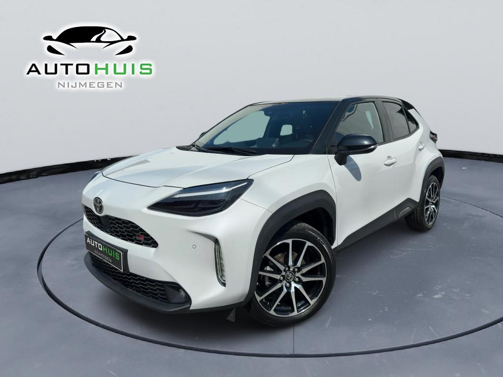 Toyota Cross Gr sport Panoramadak Alcantara jbl 1.5 Hybrid D, Auto's, Toyota, Gebruikt, 4 cilinders, 1490 cc, Bedrijf