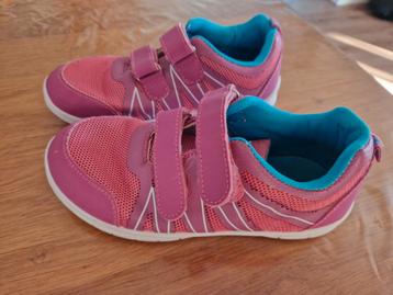 Gymschoenen maat 34 beschikbaar voor biedingen