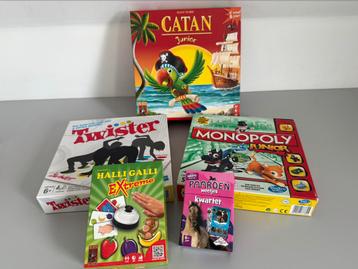 ALS NIEUW spellenpakket Catan / Monopoly / Twister en meer beschikbaar voor biedingen