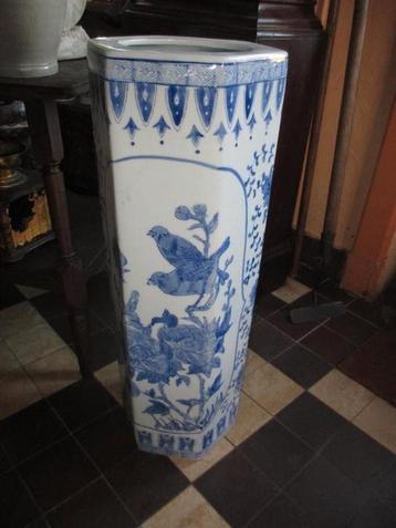 Grote oude vaas paraplubak porcelein 6 hoekig blauw/wit Mooi beschikbaar voor biedingen