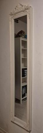 Brocante Spiegel met een sierlijke lijst, Huis en Inrichting, Woonaccessoires | Spiegels, Ophalen, Minder dan 50 cm, Gebruikt