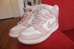 Nike dames schoenen, Kleding | Dames, Schoenen, Ophalen, Nike, Roze, Sneakers of Gympen