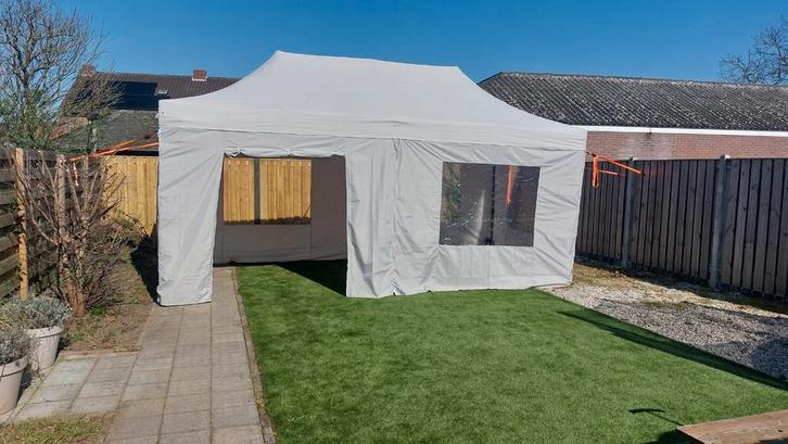 Huur slim en goedkoop. partytent v.a. €30,- met lichtslinger, Tuin en Terras, Partytenten, Zo goed als nieuw, Minder dan 5 meter