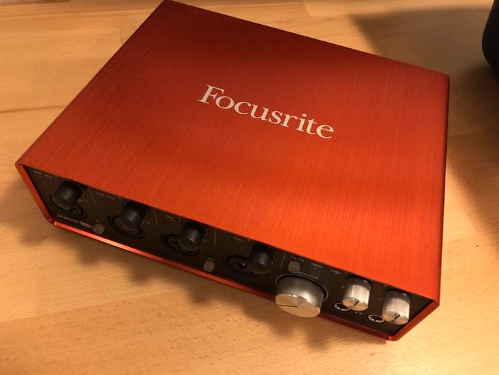 Focusrite Scarlett 18i8 gen2 (Zo Goed Als Nieuw), Muziek en Instrumenten, Midi-apparatuur, Zo goed als nieuw, Ophalen of Verzenden