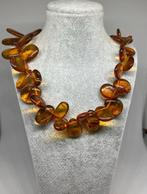 Prachtige vintage amber / barnsteen ketting met insecten