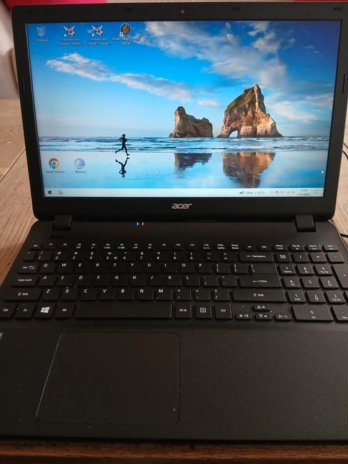 Oude werkende Acer laptop, Computers en Software, Windows Laptops, Gebruikt, 14 inch, Minder dan 2 Ghz, Qwerty, Ophalen