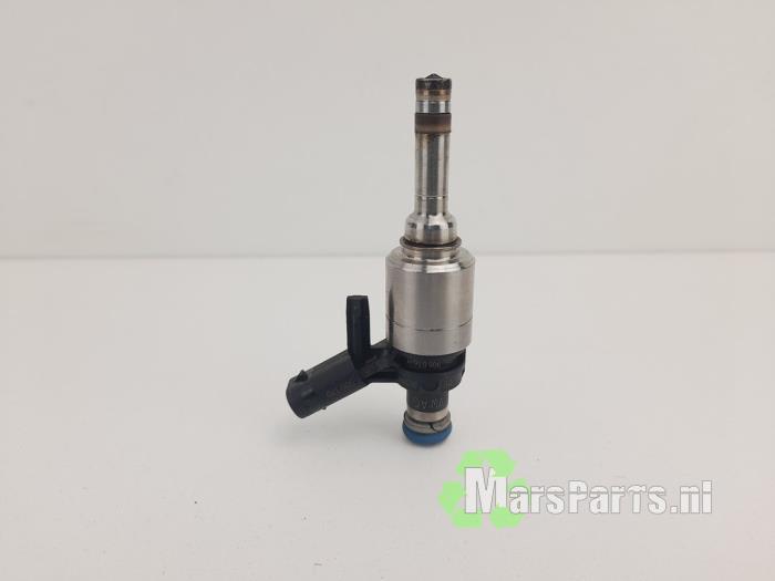 Injector (benzine injectie) van een Volkswagen Golf, Auto-onderdelen, Brandstofsystemen, Volkswagen, Gebruikt, 6 maanden garantie