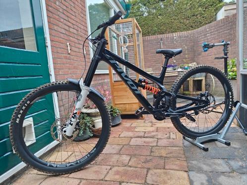 Pivot Phoenix downhill custom 2023 XL, Fietsen en Brommers, Fietsen | Mountainbikes en ATB, Zo goed als nieuw, Overige merken