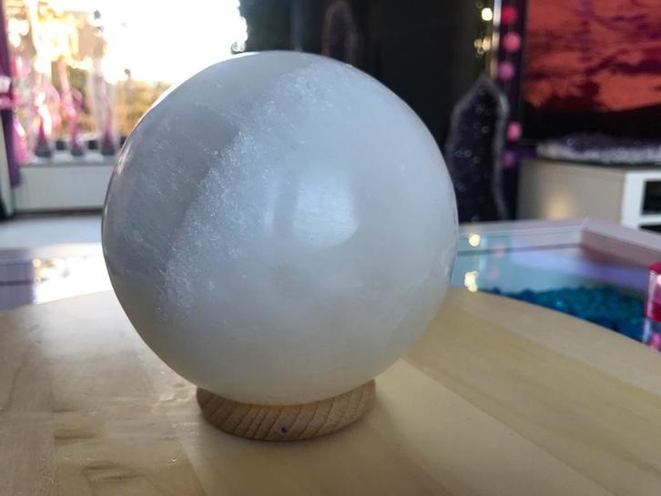 Seleniet Bol (18) van diameter 13 cm en meer dan 2.3 kilo, Verzamelen, Mineralen en Fossielen, Mineraal, Ophalen of Verzenden