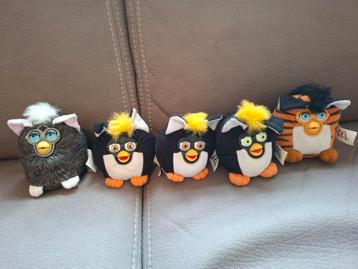 5 furbies beschikbaar voor biedingen